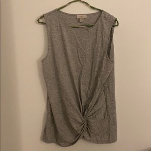 Gray tank top